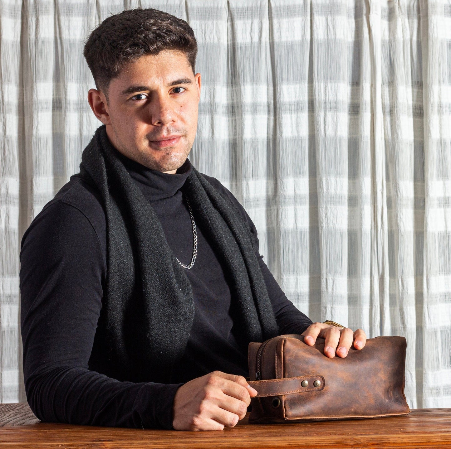 Mosvarti Neceser Sobaquera Piel Genuina Caballero Mod. España (Crazy Café)