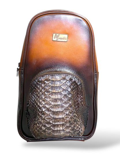 Pechera de Cuero Mod Boston con Frente de Pitón