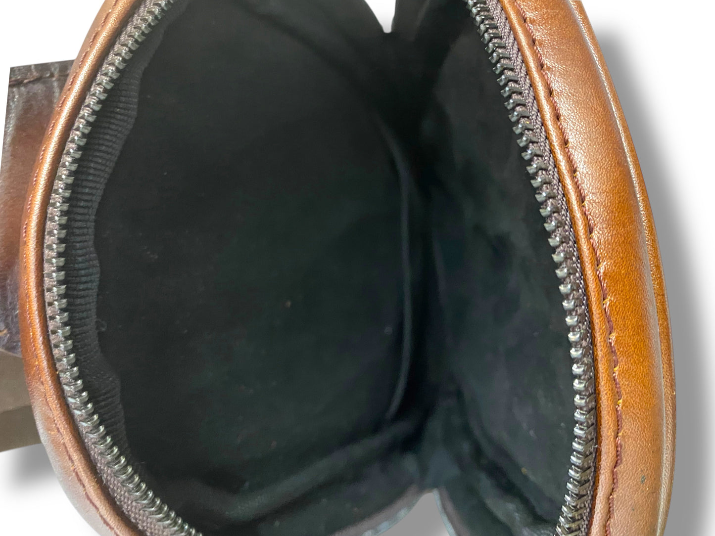 Pechera de Cuero Mod Boston con Frente de Pitón