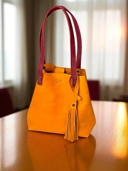 Bolso Tote Cuero Praga Plus+ Crazy miel  Doble Vista  + 💄Cosmetiquera 👝 Gratis!!