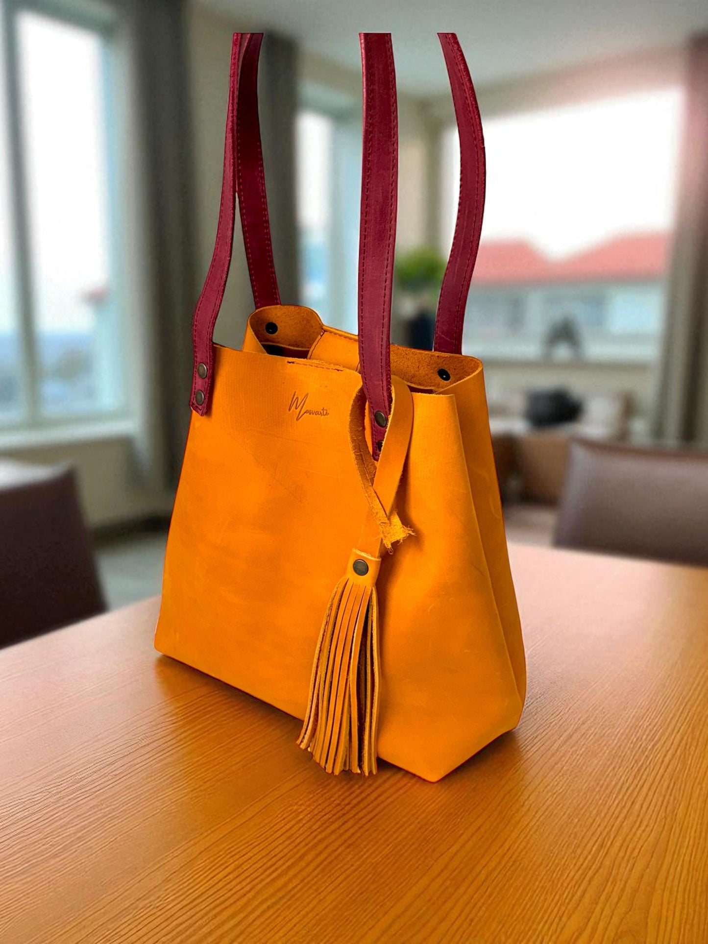 Bolso Tote Cuero Praga Plus+ Crazy miel  Doble Vista  + 💄Cosmetiquera 👝 Gratis!!