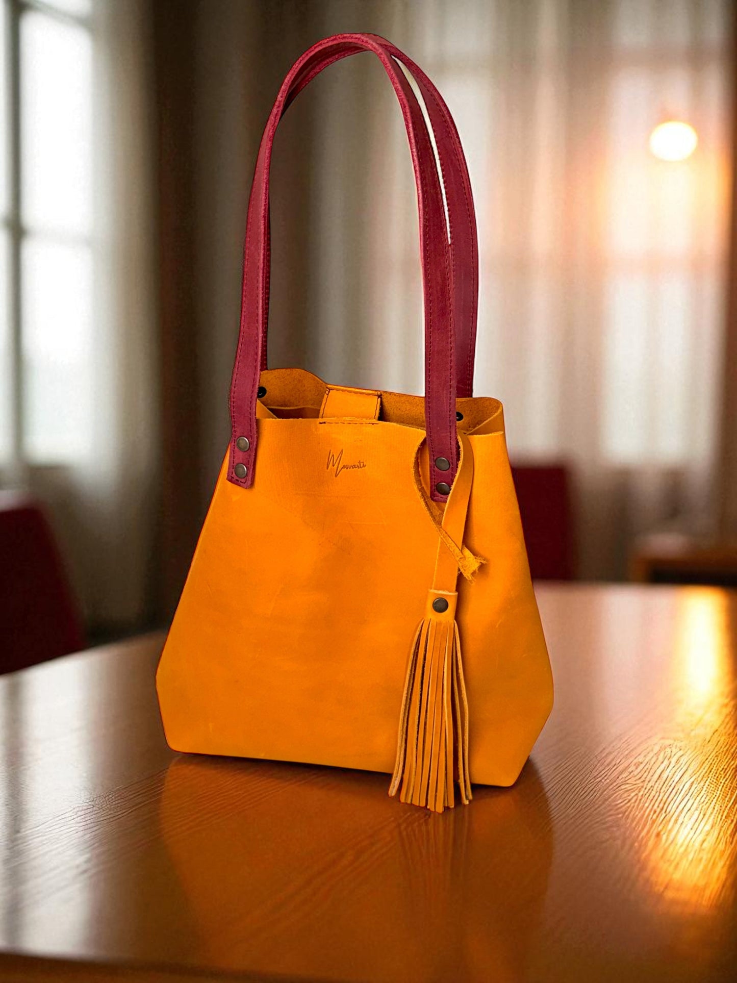 Bolso Tote Cuero Praga Plus+ Crazy miel  Doble Vista  + 💄Cosmetiquera 👝 Gratis!!