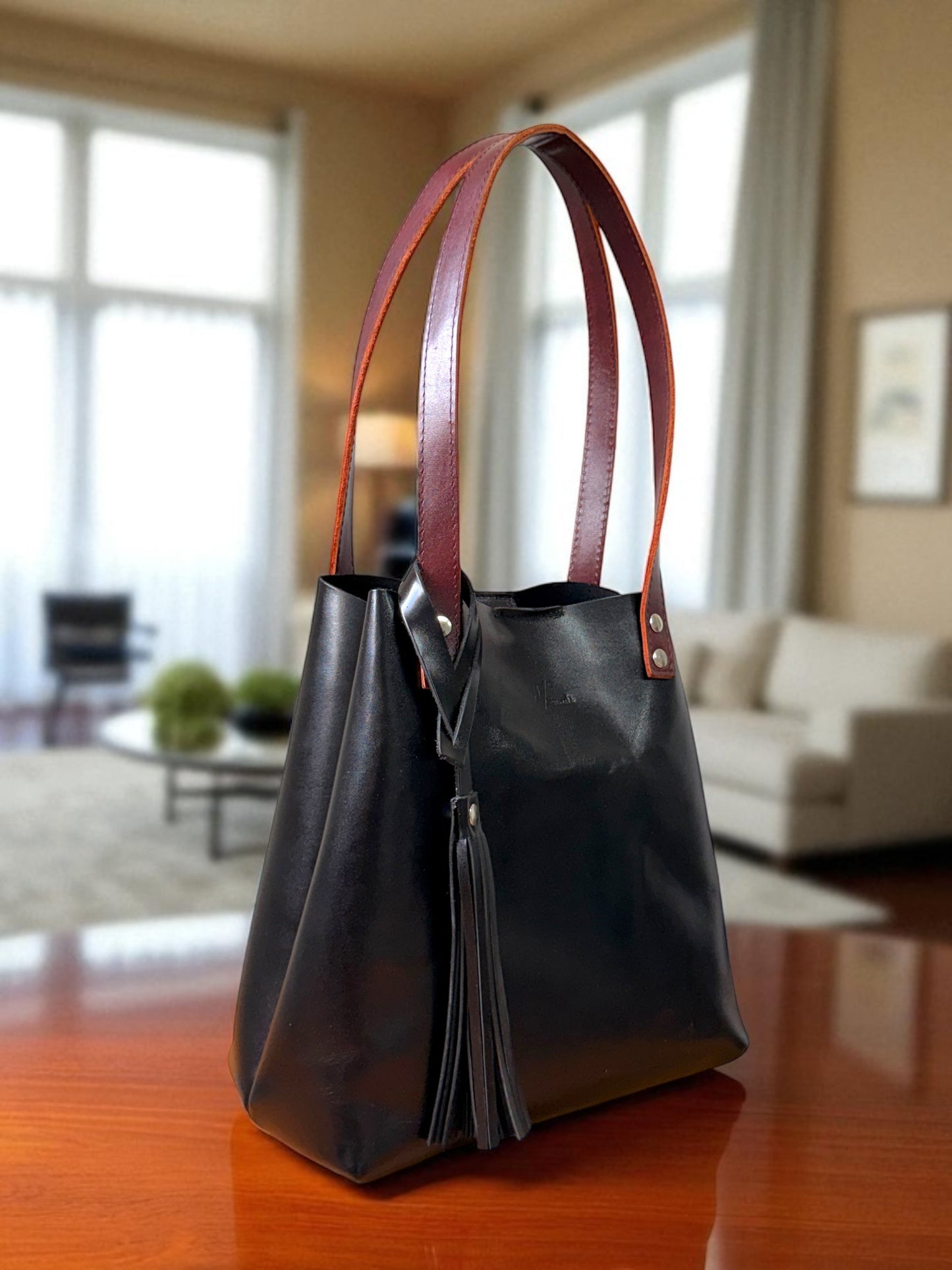 Bolso Tote Cuero Praga Plus+ Pull negro Doble Vista + 💄Cosmetiquera 👝 Gratis!!