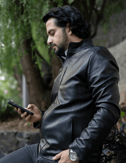 MOSVARTI chamarra chamarra modelo Ares color Negro mod Ares