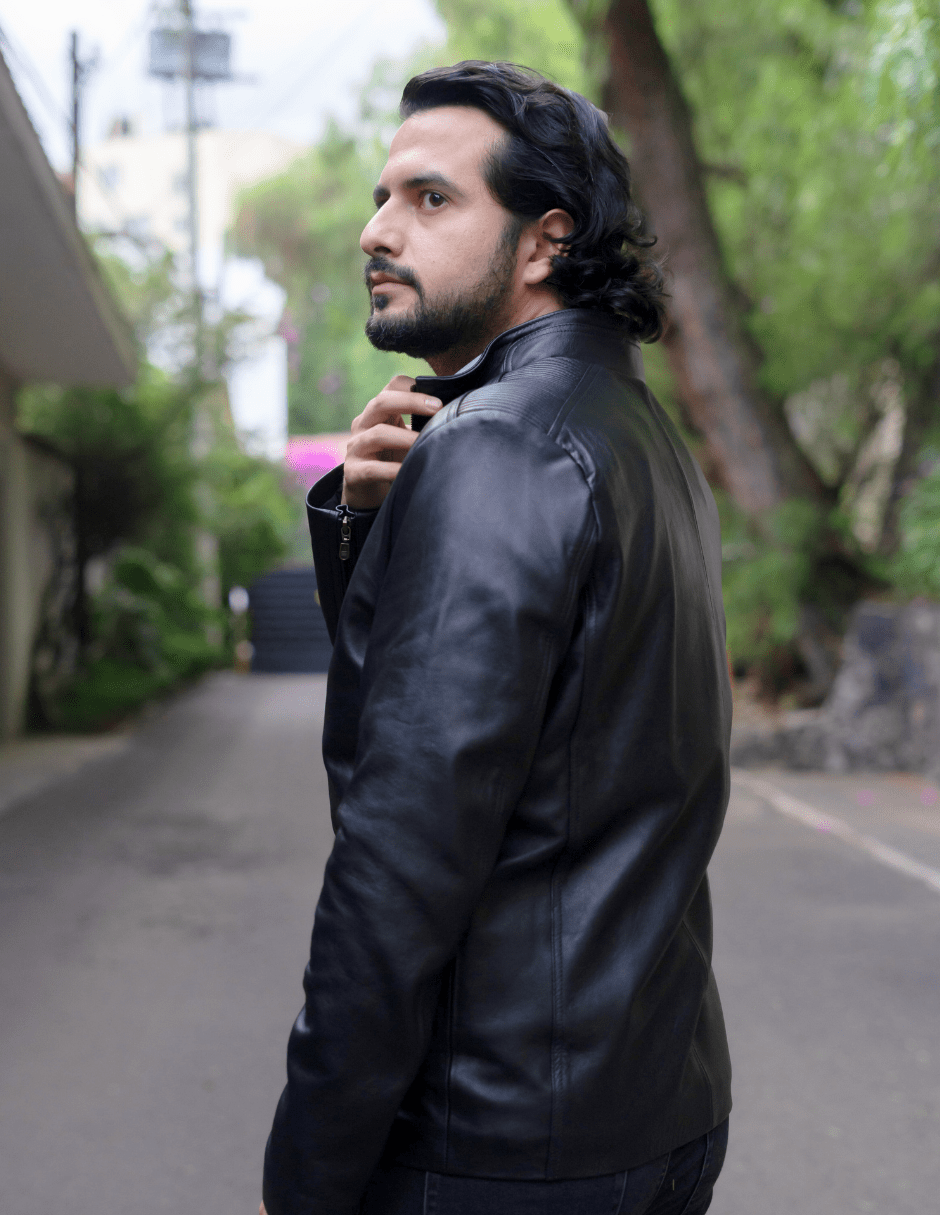 MOSVARTI chamarra chamarra modelo Ares color Negro mod Ares