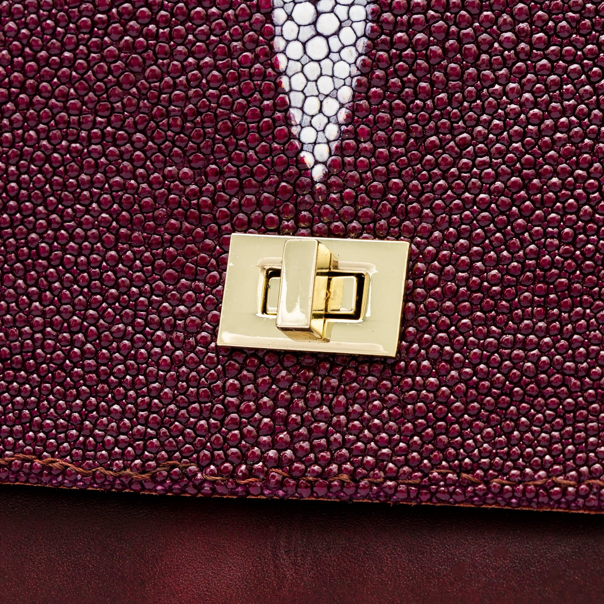 MOSVARTI Bolso Crossbody  Sensation Mantaraya Reyna ( Color Vino)