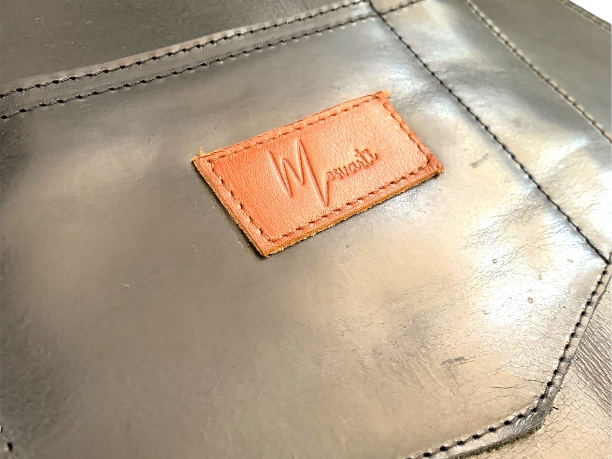 MOSVARTI Mandil Piel 100% Genuina Mandil Parrillero Cuero Genuino (NEGRO)