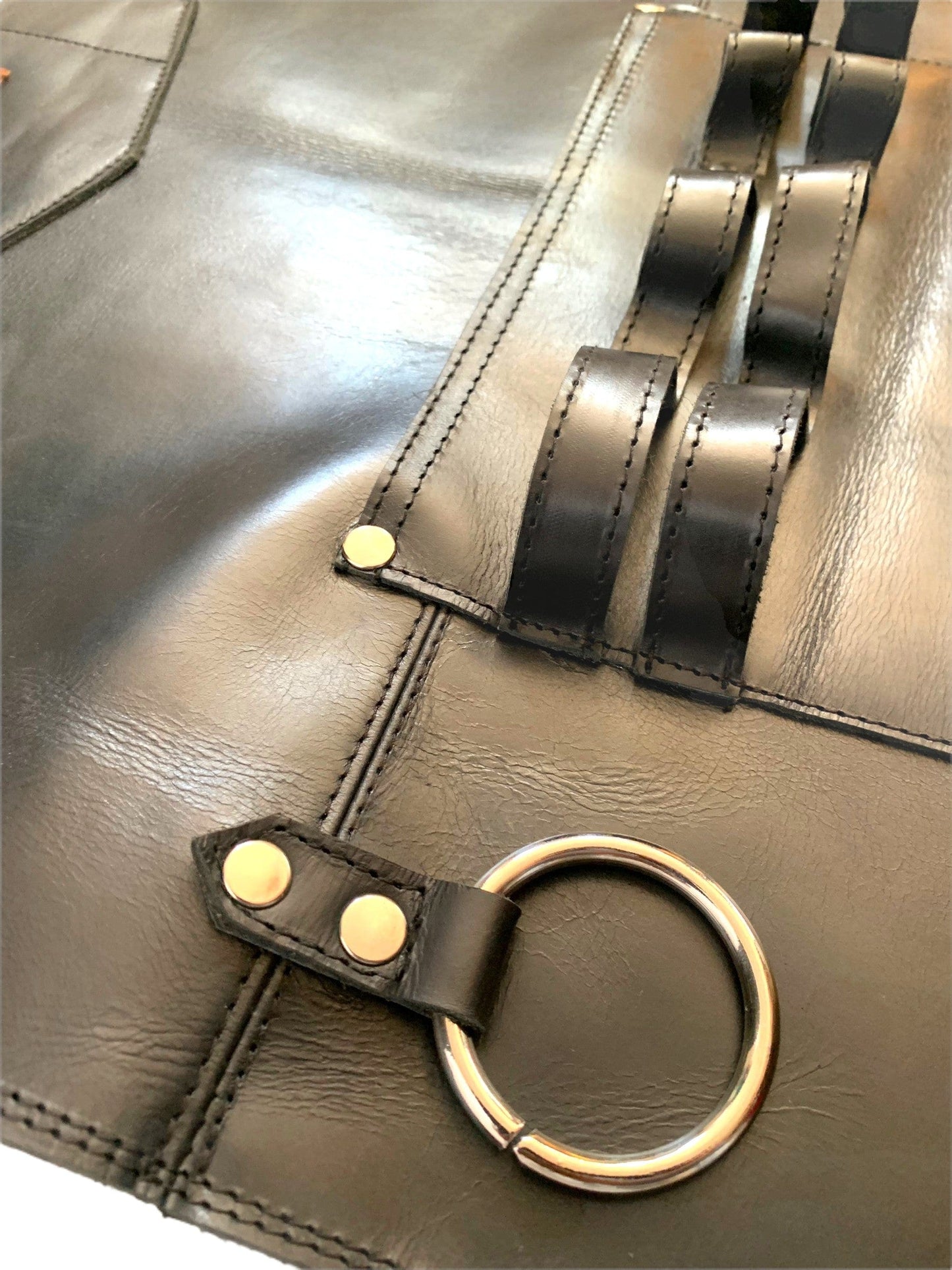 MOSVARTI Mandil Piel 100% Genuina Mandil Parrillero Cuero Genuino (NEGRO)