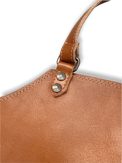 Mosvarti Mandil Piel 100% Genuina Mandil Parrillero Cuero Genuino (Pull up Miel)