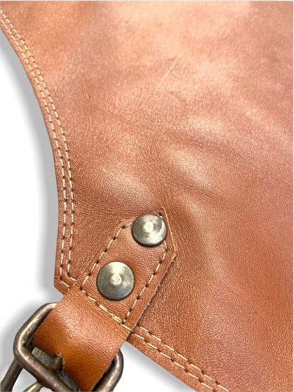 Mosvarti Mandil Piel 100% Genuina Mandil Parrillero Cuero Genuino (Pull up Miel)